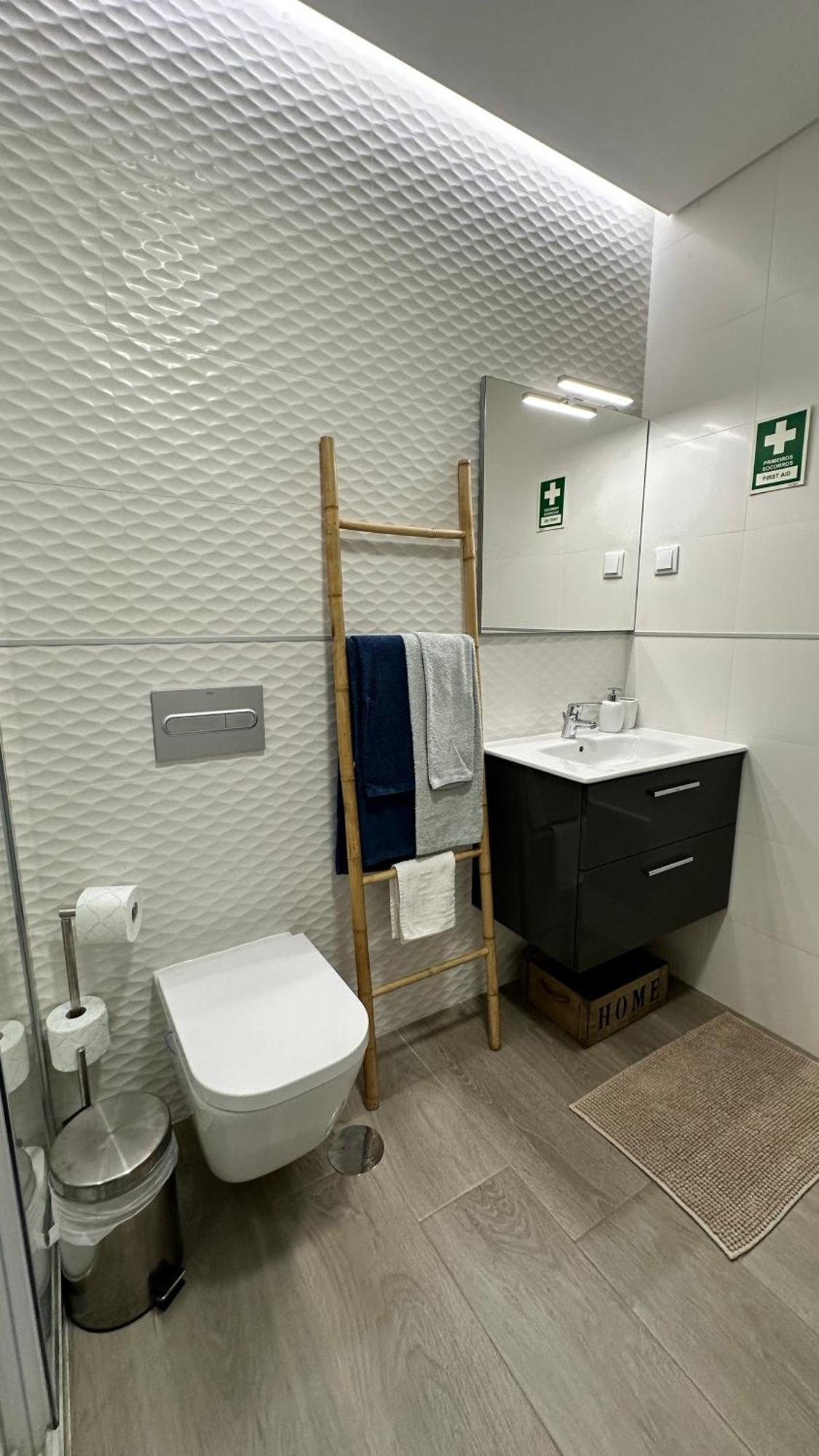 Cristal House 250 Meters From Monte Gordo Beach Εξωτερικό φωτογραφία